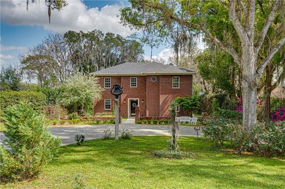 1220 LUCERNE LOOP RD NE