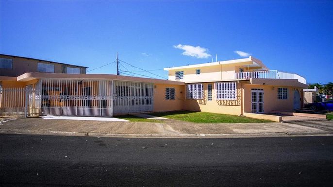 Cristina Street BAYAMON GARDENS UNIT #LL-9