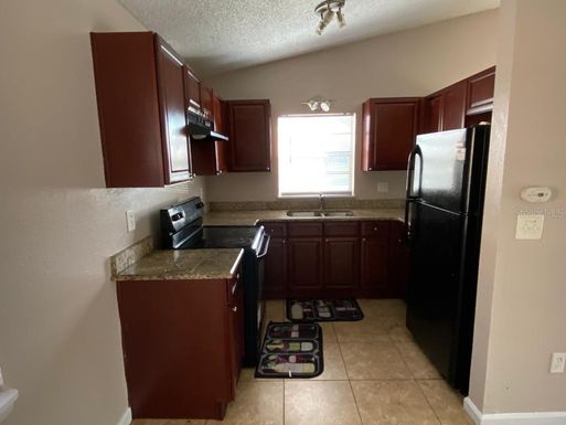 1003 W KALEY AVENUE Apt 1