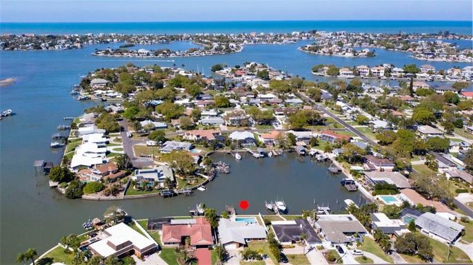 1752 MCKAY CREEK DRIVE