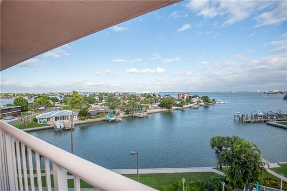 5445 GULF BOULEVARD UNIT 606