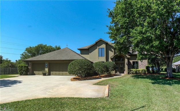 3305 HORSE TRAIL COURT