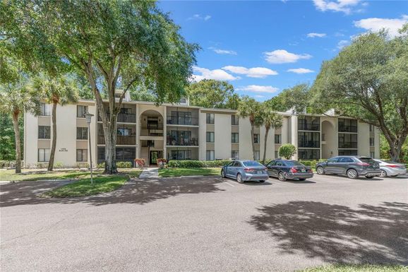 1398 SHADY PINE WAY UNIT E2