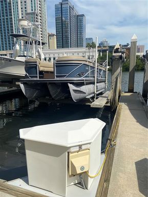 371 CHANNELSIDE DRIVE UNIT 20