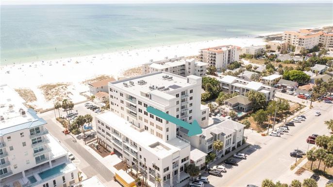 622 MANDALAY AVENUE UNIT A, B, C