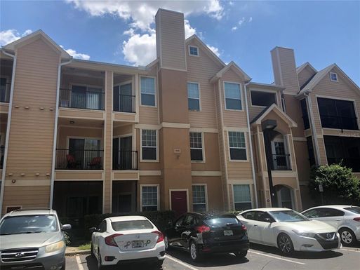 2025 ERVING CIRCLE UNIT 302