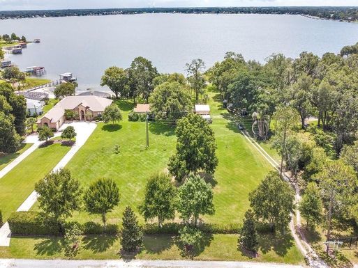 1311 E WALLACE STREET