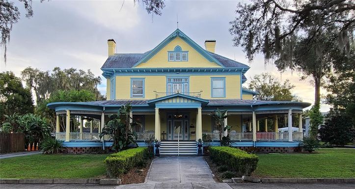 555 E STANFORD STREET