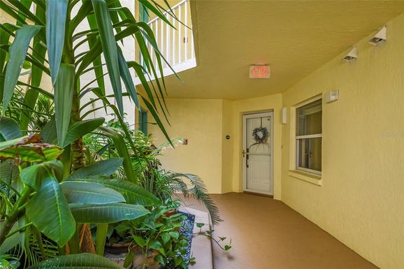 8700 RIDGEWOOD AVENUE UNIT B204