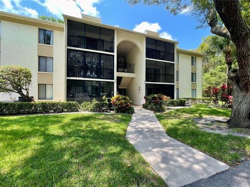 1398 SHADY PINE WAY UNIT E3