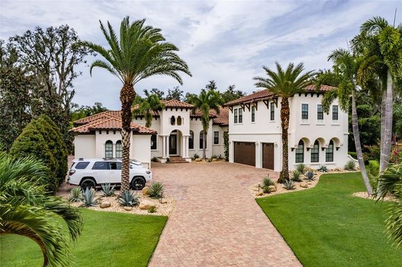 16316 PALMETTOGLEN COURT