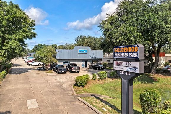 214 N GOLDENROD ROAD