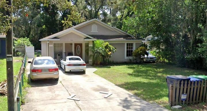 1507 E POINSETTIA AVENUE