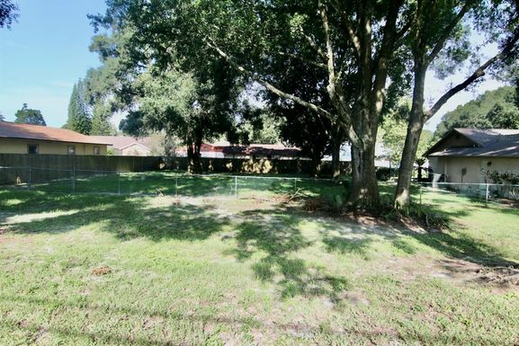 13206 LAKE MAGDALENE BOULEVARD