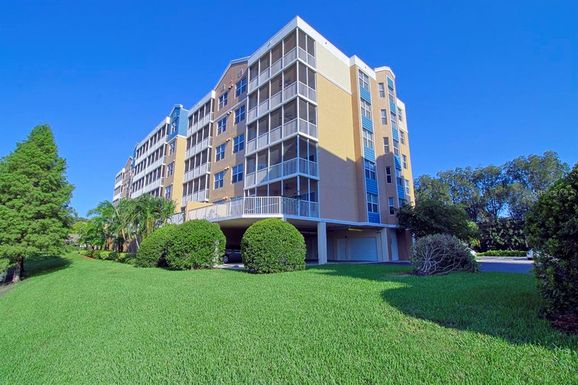 960 STARKEY ROAD UNIT 10407