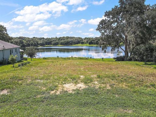 221 FOREST PARK LANE