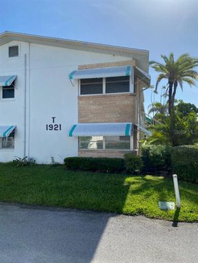 1921 58TH AVENUE N UNIT 14