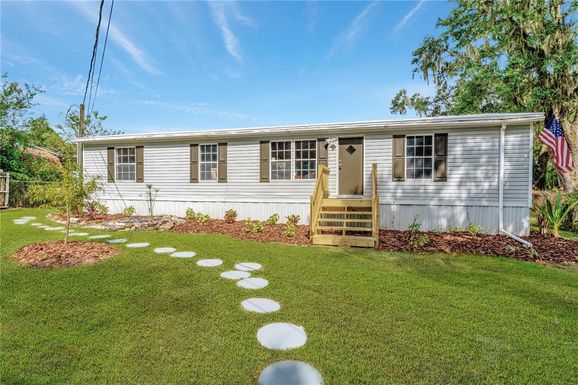 4810 KNIGHTS LANDING DRIVE