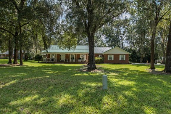 323 NW FOREST MEADOWS AVENUE