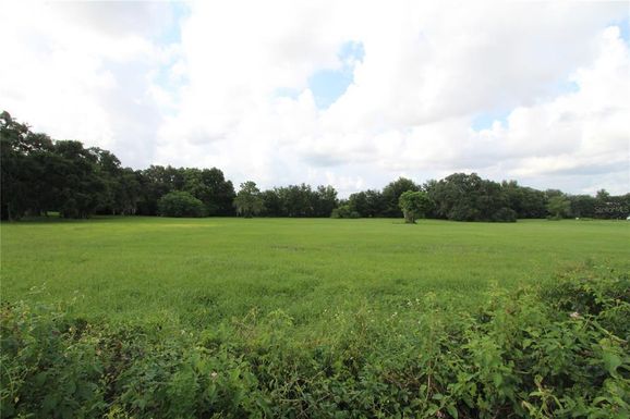 1520 VALRICO LAKE ROAD