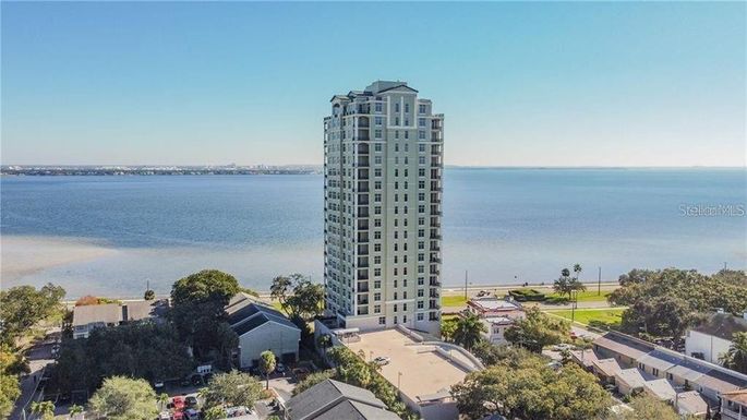 3203 BAYSHORE BOULEVARD UNIT 1501