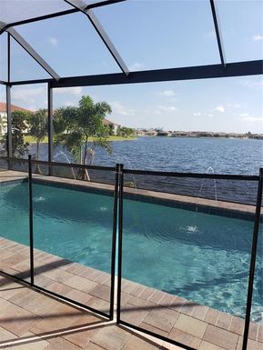 500 MARAVIYA BOULEVARD