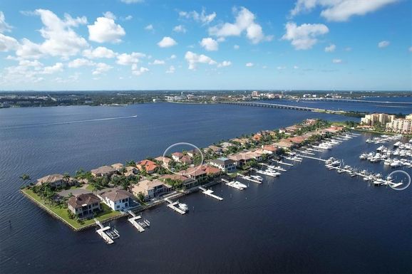 907 RIVIERA DUNES WAY