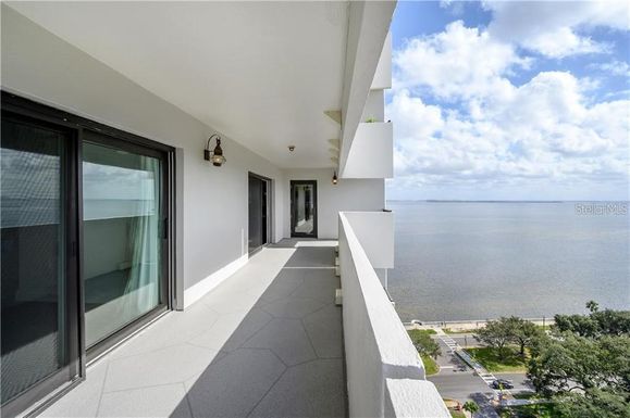 4141 BAYSHORE BOULEVARD UNIT 1803