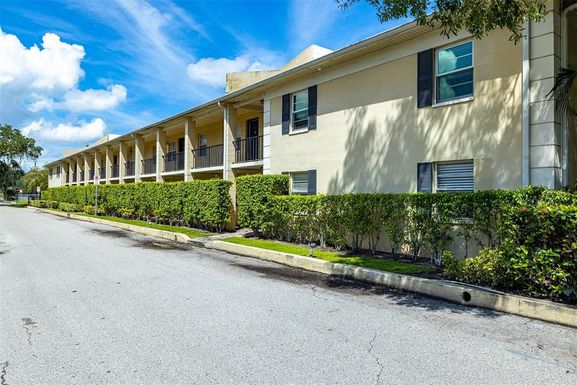 5221 BAYSHORE BOULEVARD UNIT 51