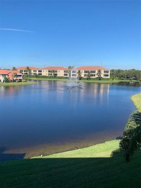 10 FRANKLIN COURT S UNIT 63C