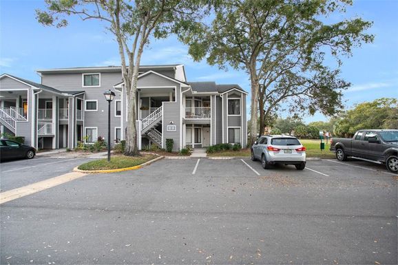 2254 STONINGTON AVENUE UNIT 2254