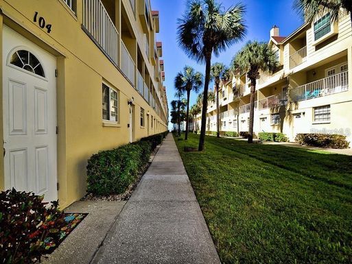 17960 GULF BOULEVARD UNIT 104