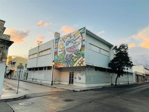 #43 MAYOR STREET CORNER SOL STREET QUINTO WARD