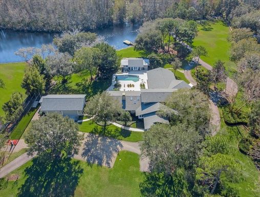 898 CYPRESS LAKEVIEW COURT