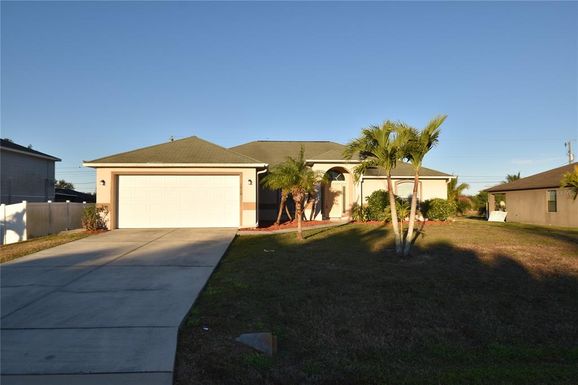 1010 SW 10TH PLACE