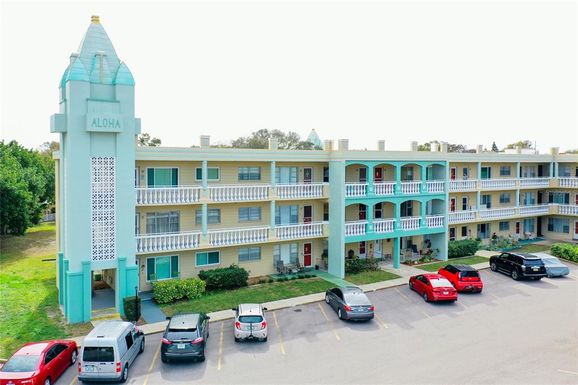 2331 FINLANDIA LANE UNIT 33