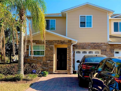 10128 SHADOW LEAF COURT