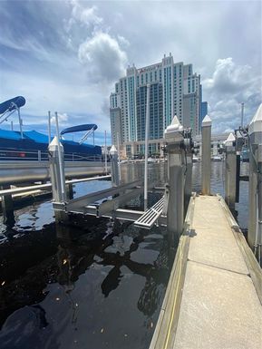 371 CHANNELSIDE DRIVE UNIT 15