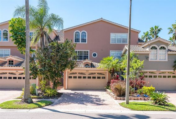 1646 LAGO VISTA BOULEVARD