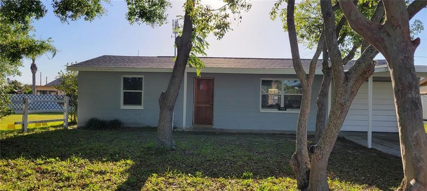 1809 KNOLLWOOD DRIVE