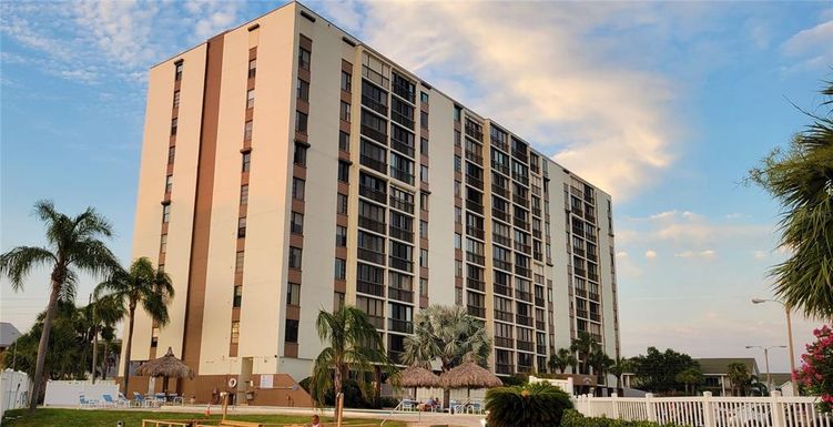 255 DOLPHIN POINT UNIT PH-5