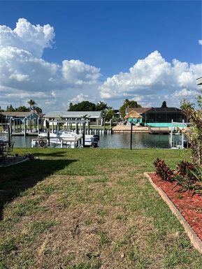 1049 APOLLO BEACH BOULEVARD UNIT 5