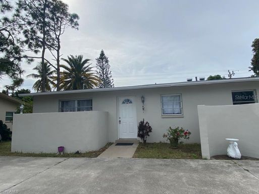 206 CAPE CORAL PARKWAY W
