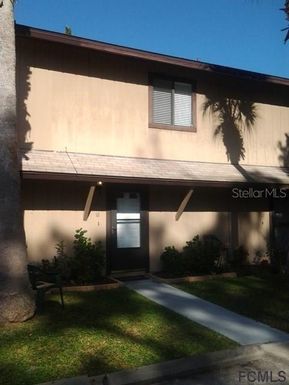 16 VILLAGE DRIVE UNIT 16