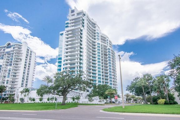 3401 BAYSHORE BOULEVARD UNIT 2102