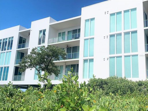 1375 BEACH ROAD UNIT 211