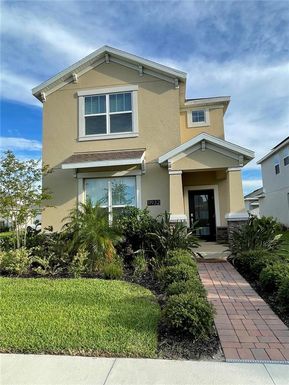 11932 HOMETOWN PLACE