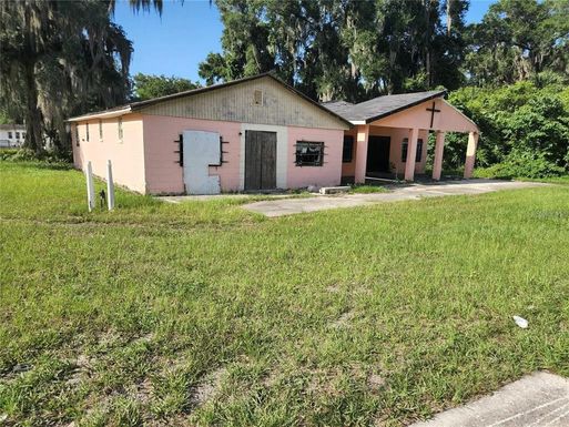 425 W LISBON PARKWAY