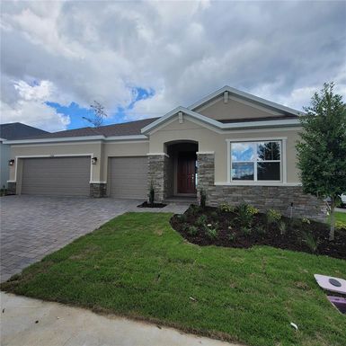 2924 CREST WAVE DRIVE