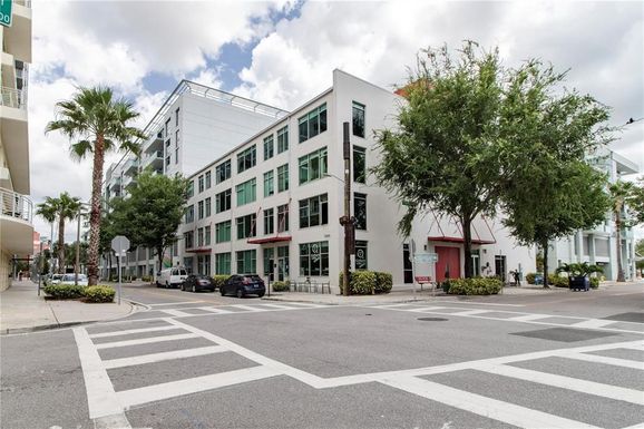 101 N 12TH STREET UNIT 204